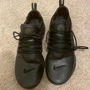 Womens Nike presto’s sz 9